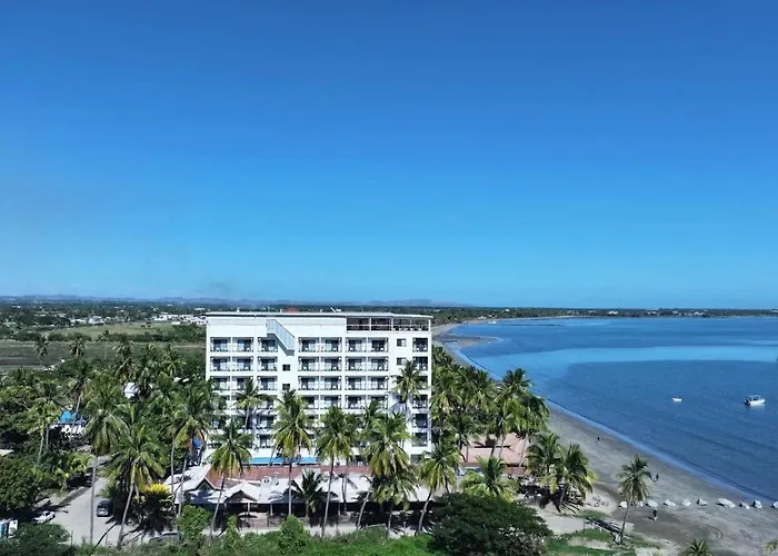 Wyndham Garden Wailoaloa Beach Fiji